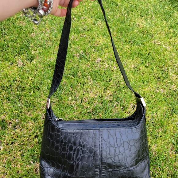 Y2K Stuart Weitzman Black Vegan Snakeskin Embossed Shoulder Bag/Purse - Picture 7 of 10